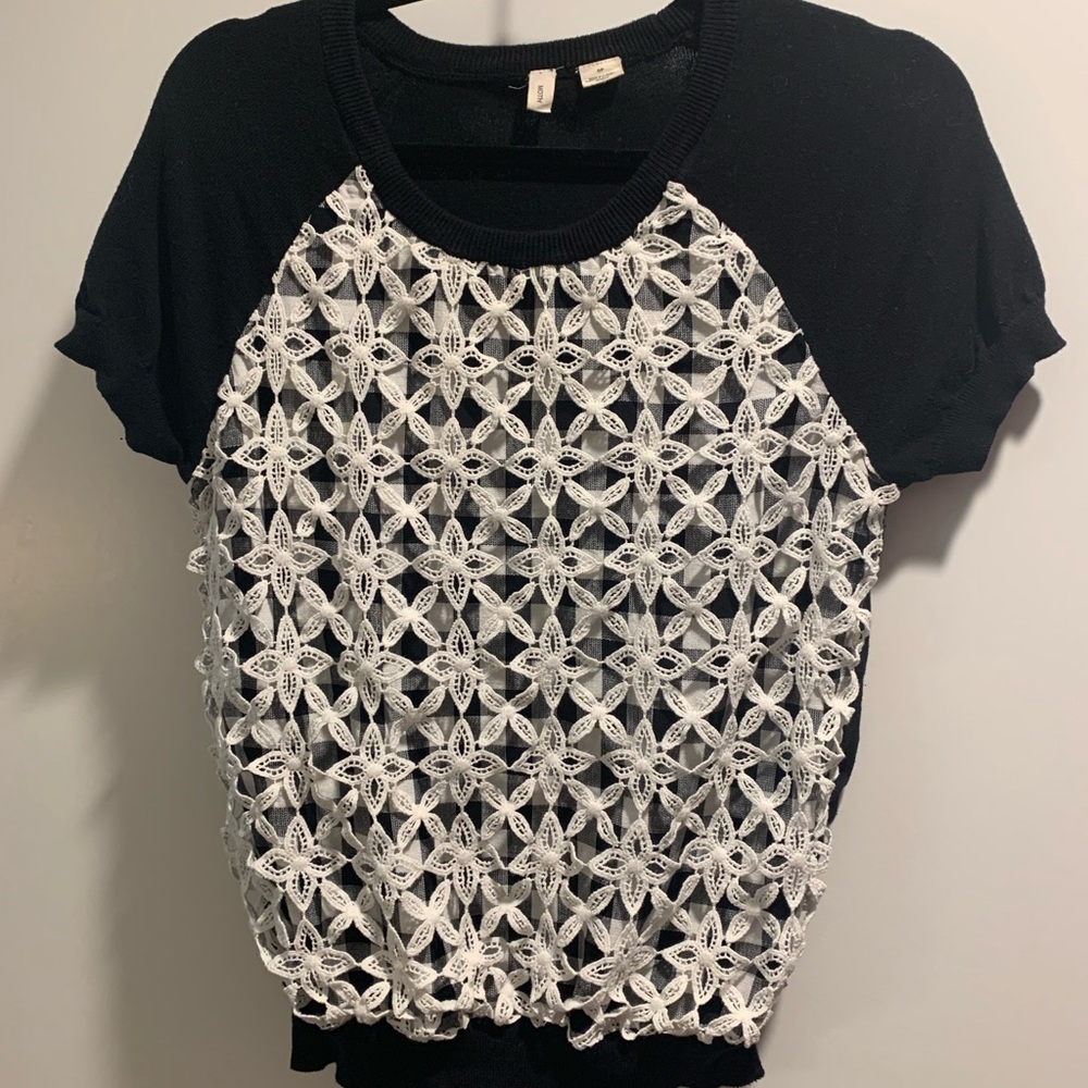 Anthropologie laced detail gingham sweater blouse tee